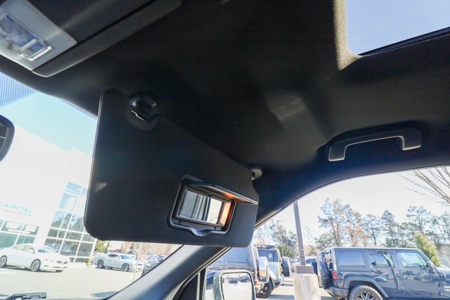 Vehicle image 57 of 78