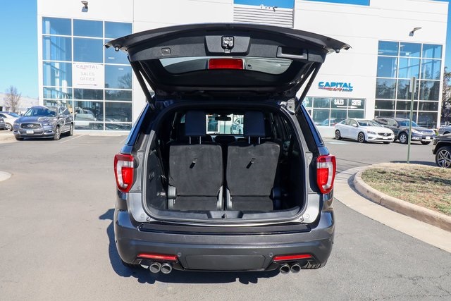Vehicle image 38 of 78