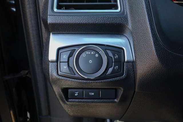 Vehicle image 51 of 78