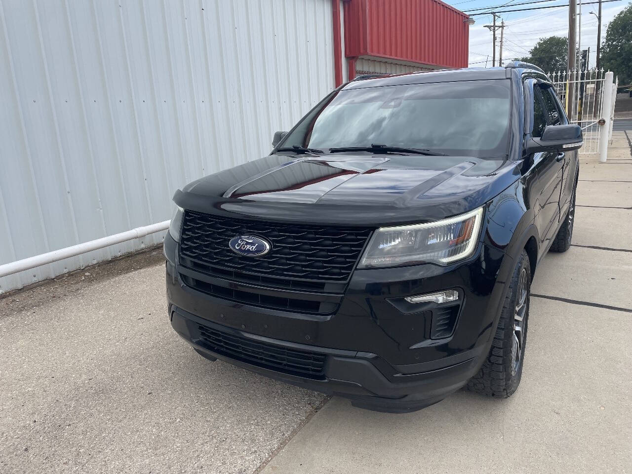2018 Ford Explorer Sport Image 1 of 11