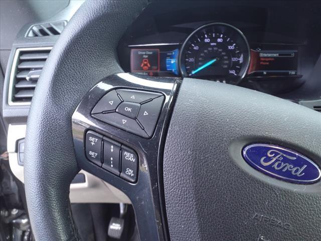 Vehicle image 16 of 22