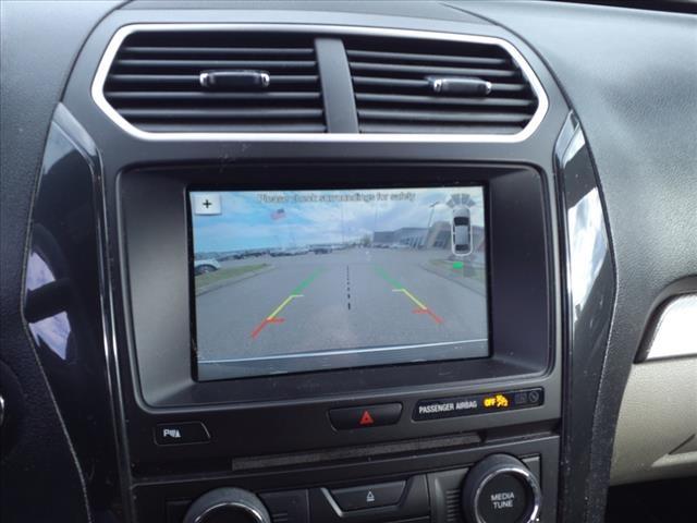 Vehicle image 21 of 22
