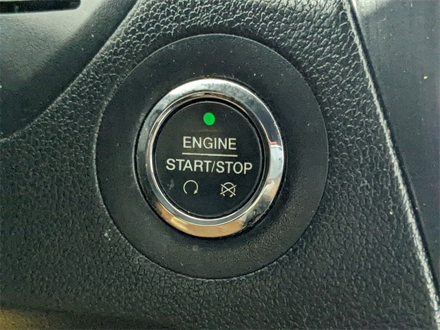 Vehicle image 27 of 28