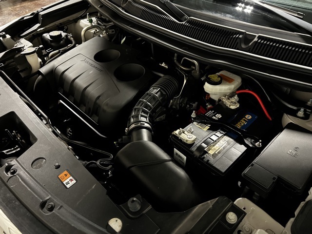 Vehicle image 47 of 49