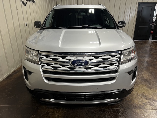Vehicle image 2 of 49