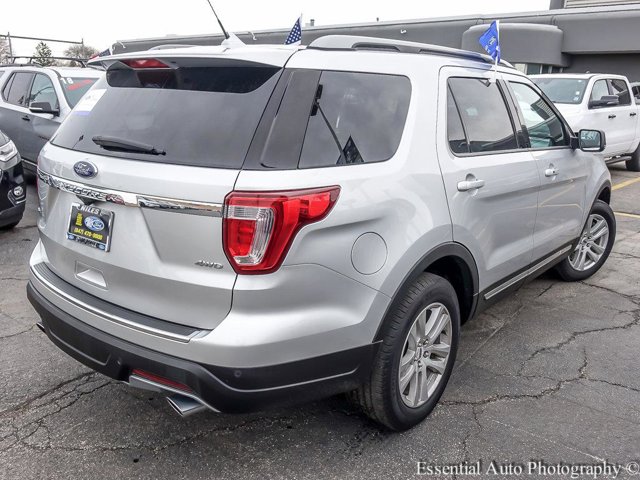 Vehicle image 6 of 32