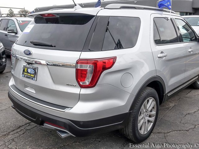 Vehicle image 5 of 32