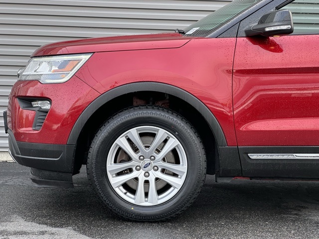 Vehicle image 31 of 32