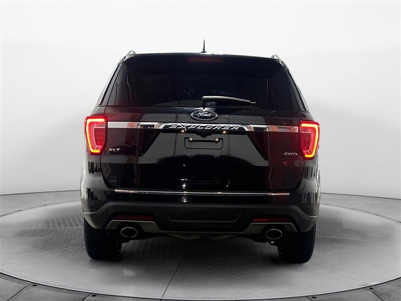 Vehicle image 4 of 15