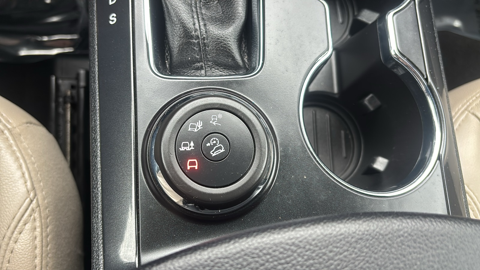 Vehicle image 20 of 31