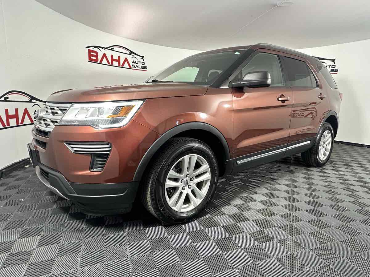Vehicle image 10 of 43
