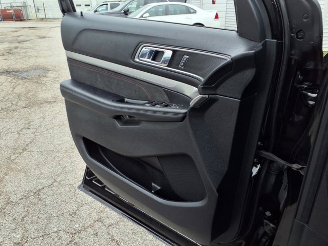 Vehicle image 20 of 25