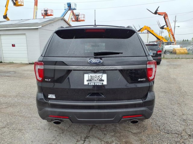 Vehicle image 5 of 25