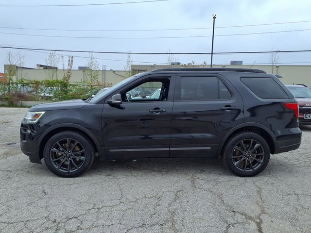 Vehicle image 2 of 25