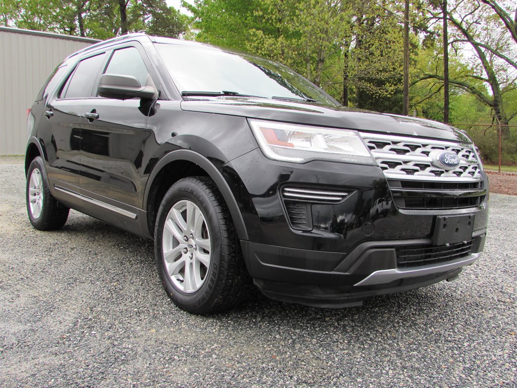 Vehicle image 4 of 22