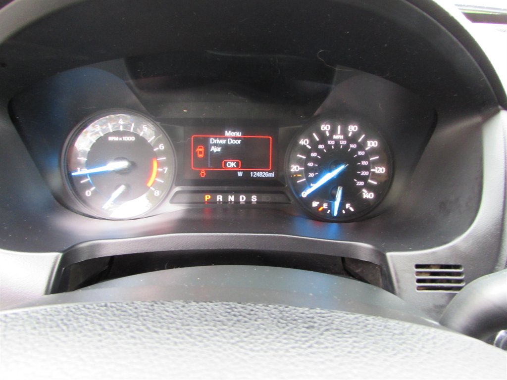 Vehicle image 12 of 22