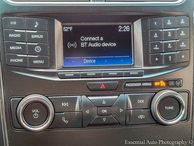 Vehicle image 13 of 24