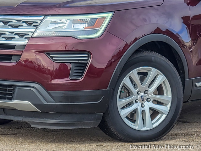 Vehicle image 7 of 24