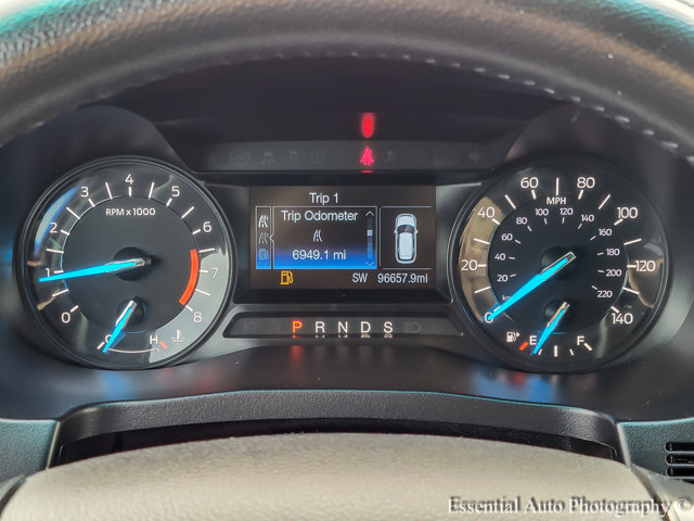 Vehicle image 12 of 24