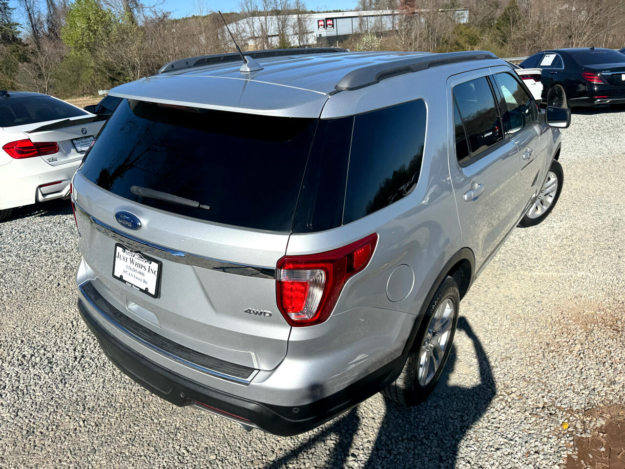 Vehicle image 11 of 93
