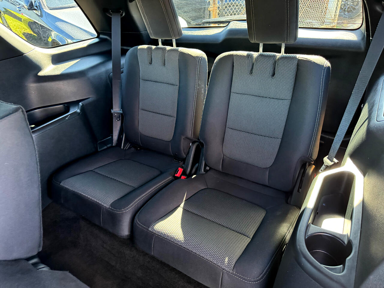 Vehicle image 50 of 93