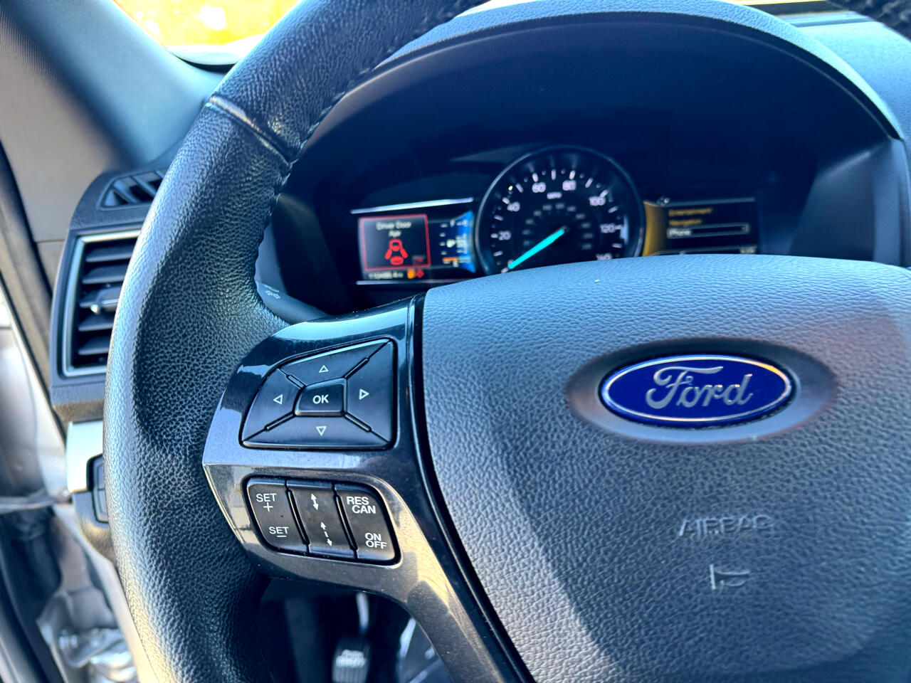 Vehicle image 69 of 93