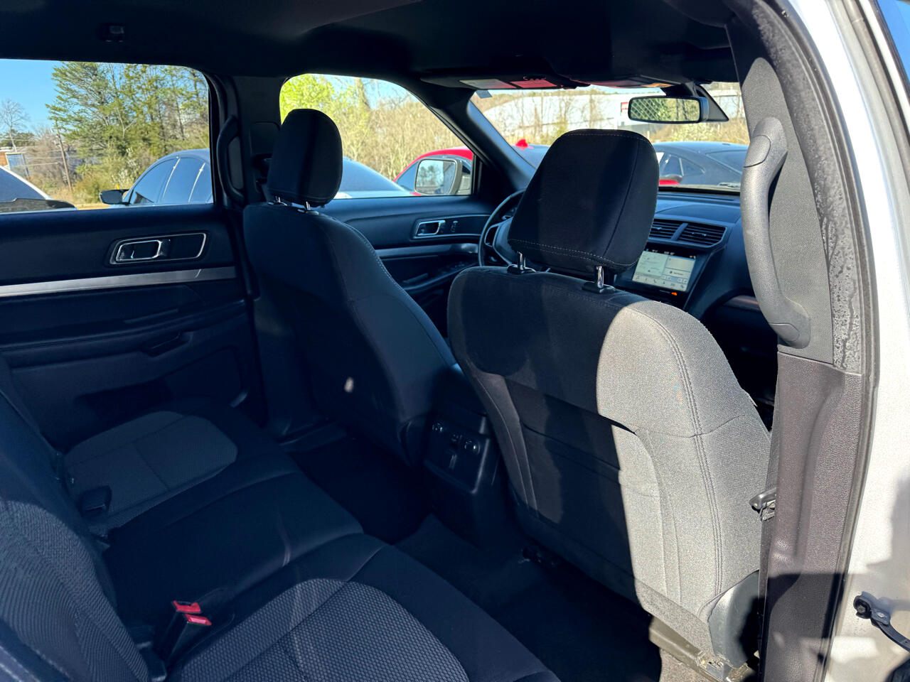 Vehicle image 36 of 93