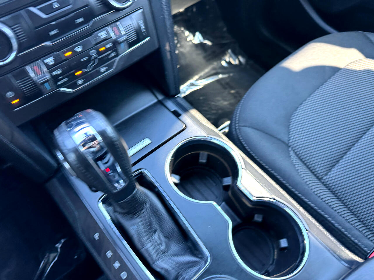 Vehicle image 78 of 93