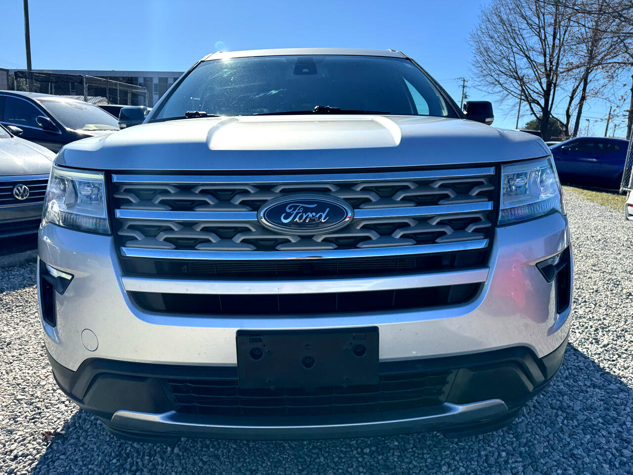 Vehicle image 4 of 93