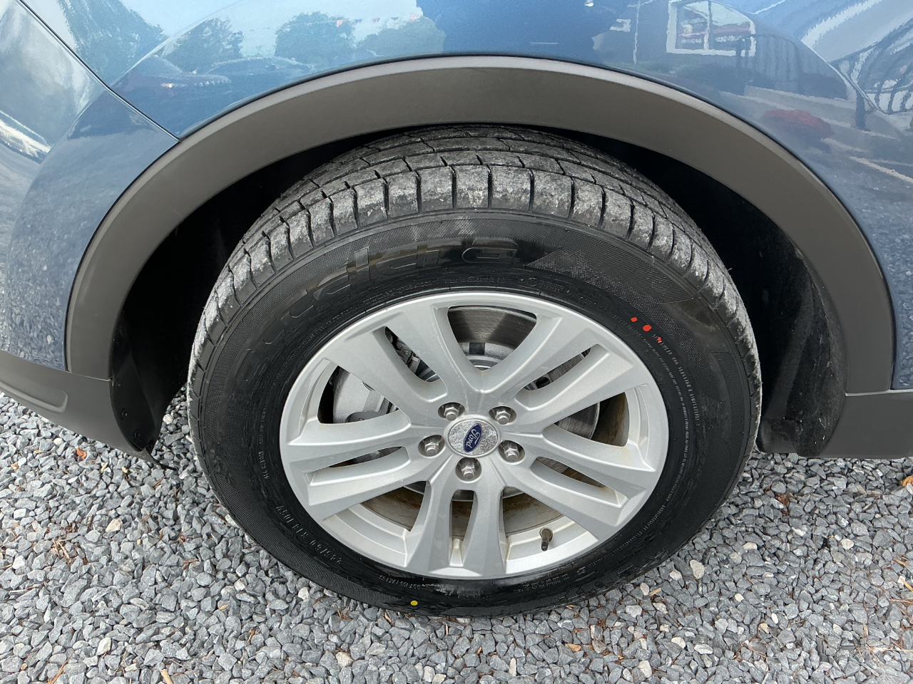 2018 Ford Explorer XLT Image 2 of 22