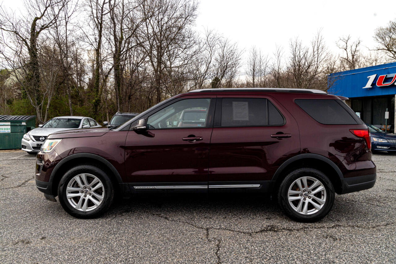 Vehicle image 9 of 23