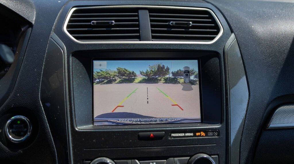 2018 Ford Explorer XLT Image 23 of 33