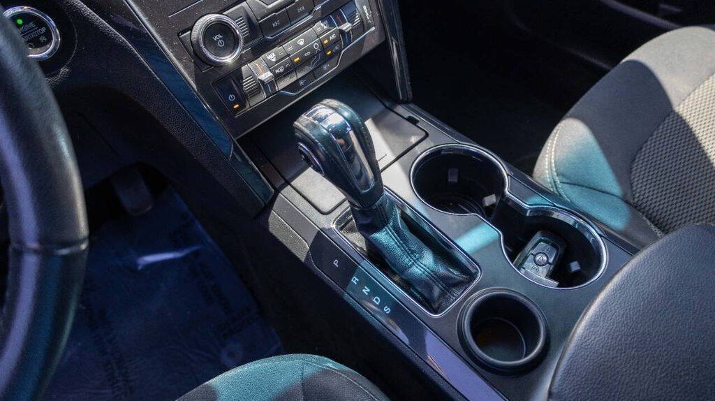 2018 Ford Explorer XLT Image 24 of 33