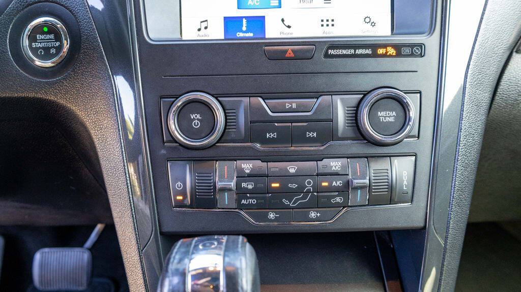 2018 Ford Explorer XLT Image 31 of 32