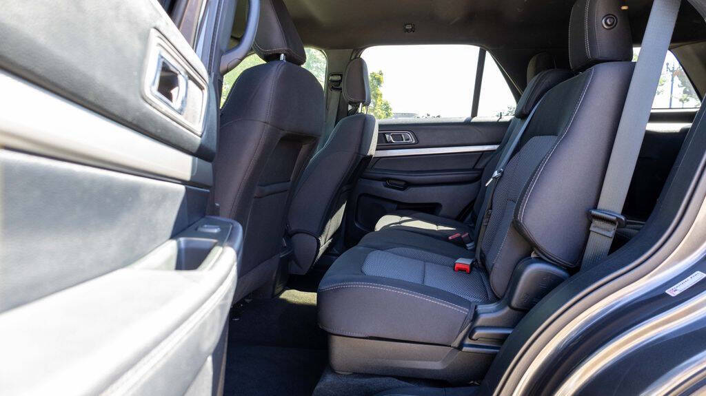 2018 Ford Explorer XLT Image 15 of 32