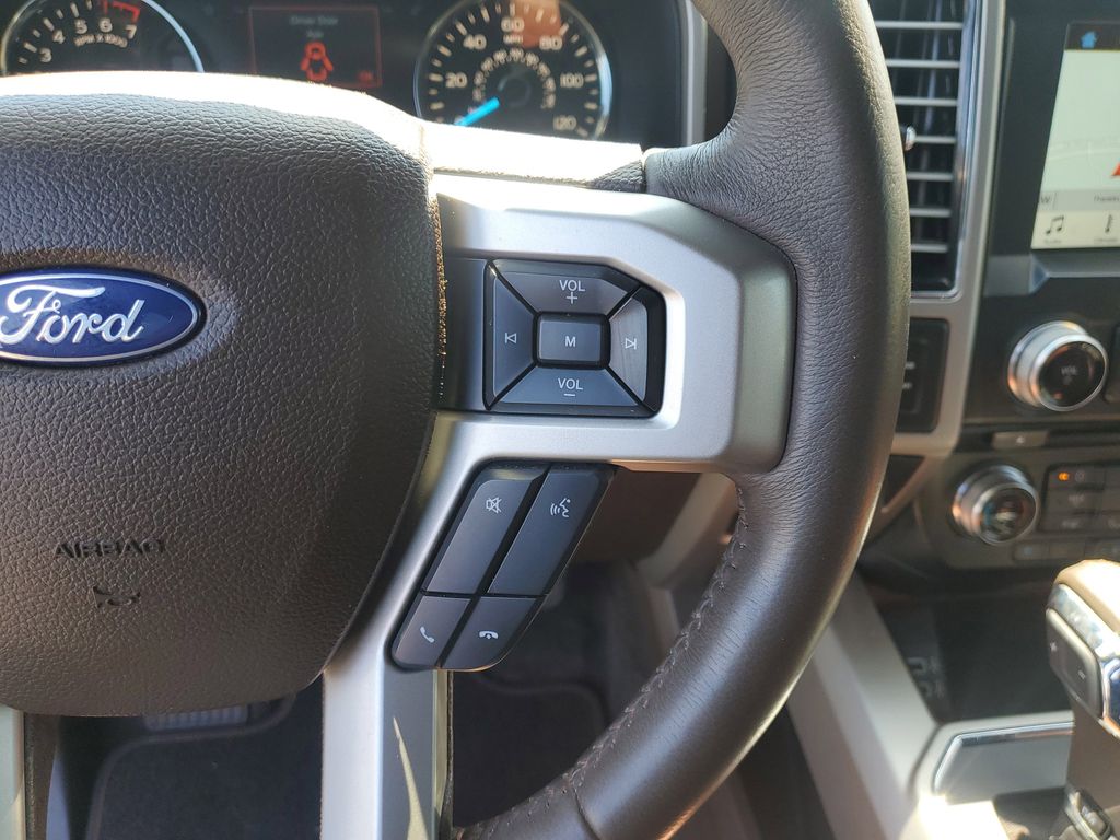 Vehicle image 23 of 31