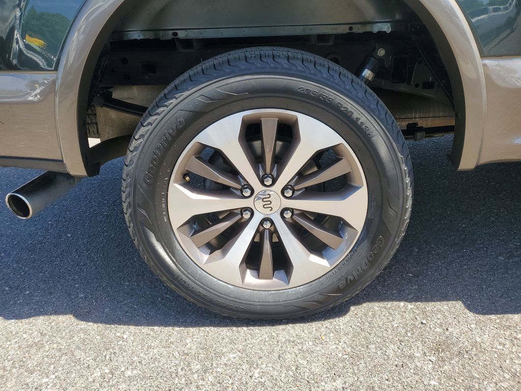 Vehicle image 5 of 31