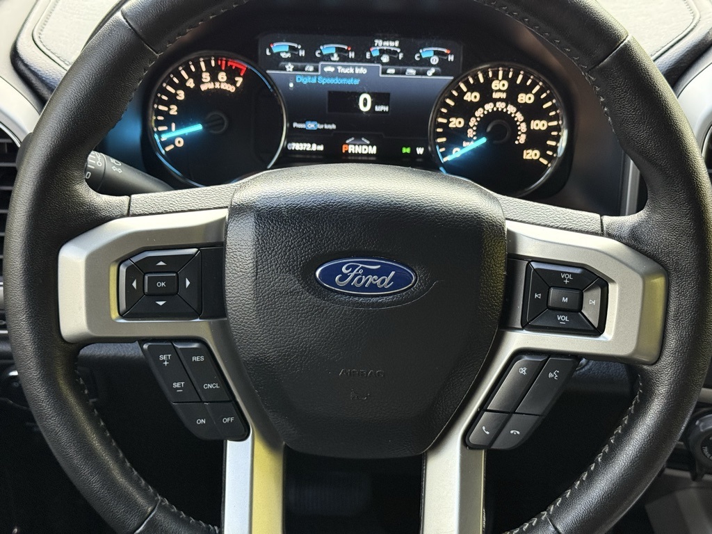 2018 Ford F-150 Lariat Image 17 of 26