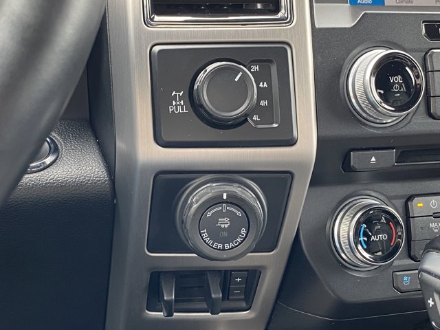 Vehicle image 18 of 31