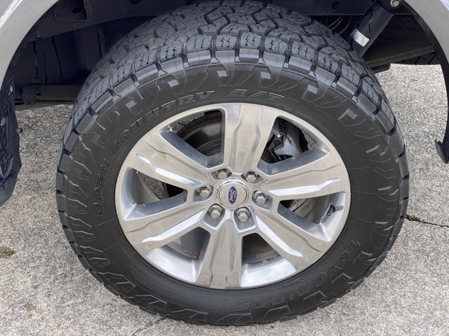Vehicle image 29 of 31