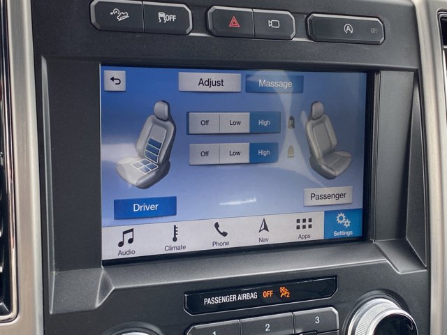 Vehicle image 21 of 31