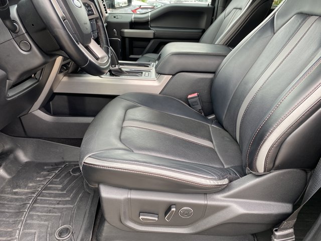 Vehicle image 9 of 31