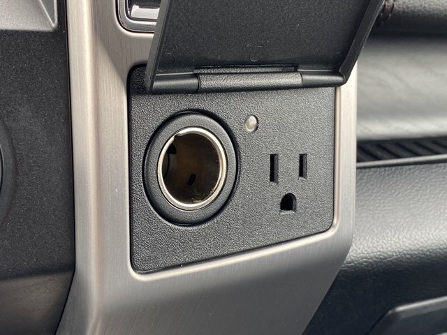 Vehicle image 22 of 31