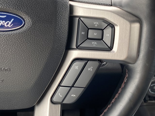 Vehicle image 16 of 31