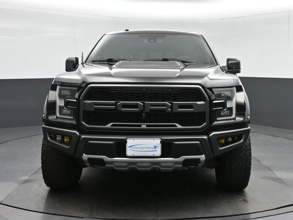 2018 Ford F-150 Raptor Image 3 of 76