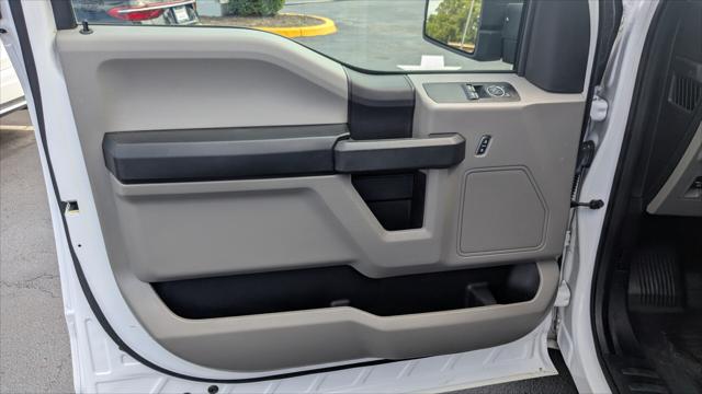 Vehicle image 15 of 27