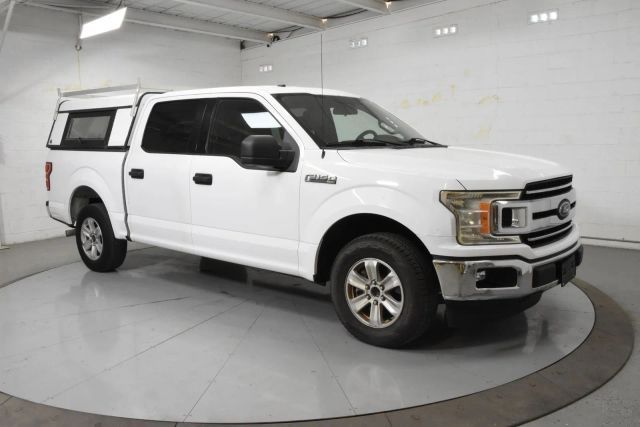 2018 Ford F-150 XLT Image 3 of 38