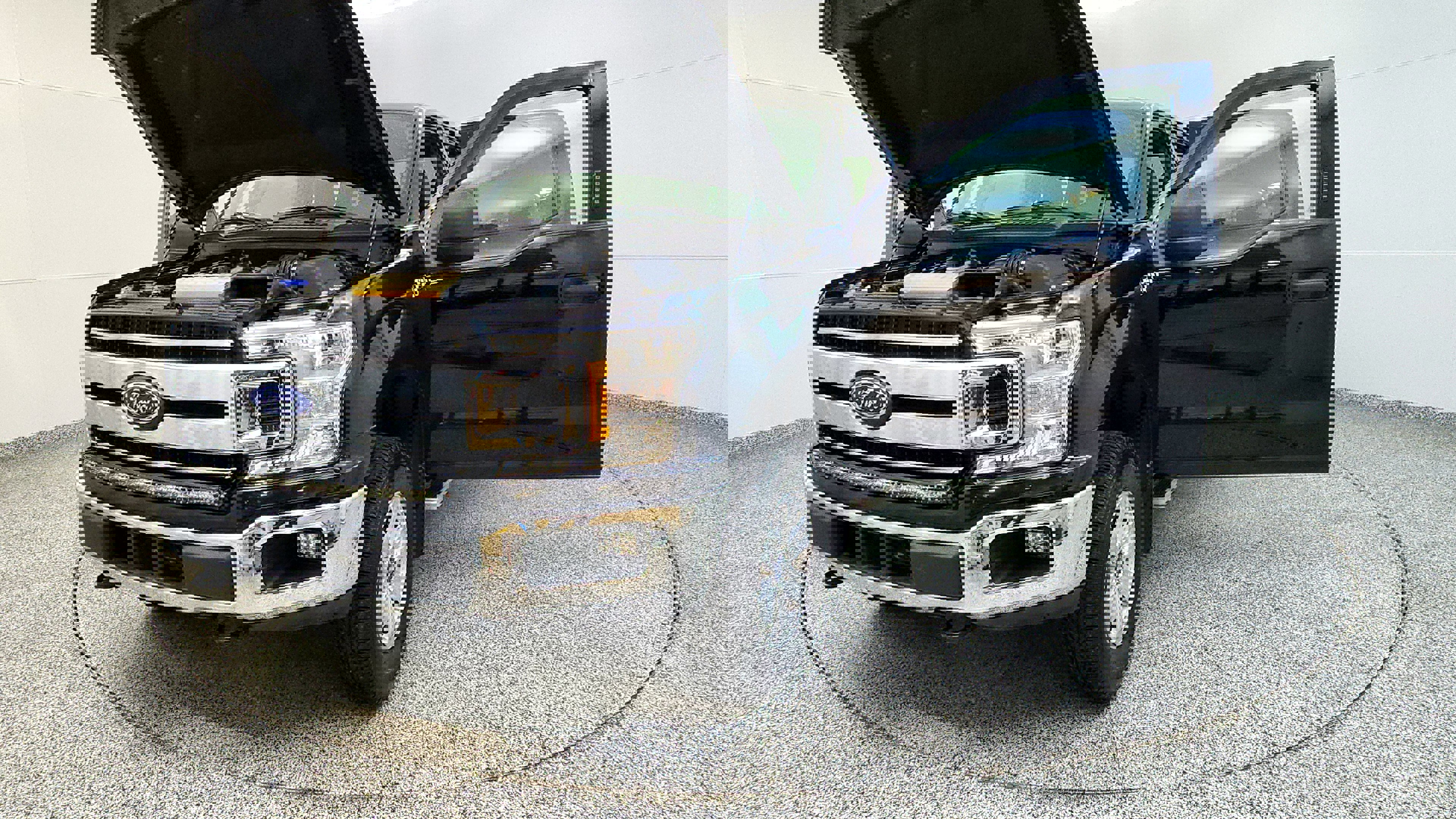 Vehicle image 10 of 32