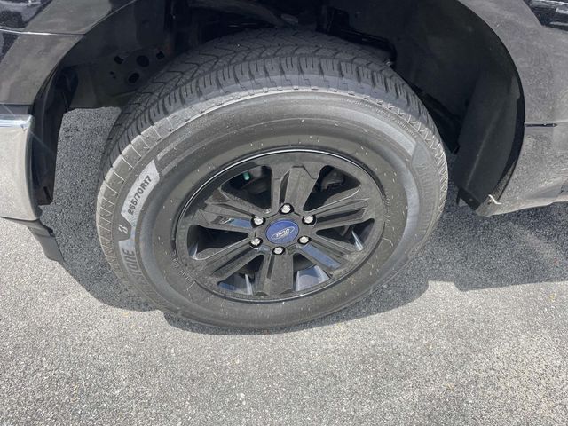 Vehicle image 14 of 36