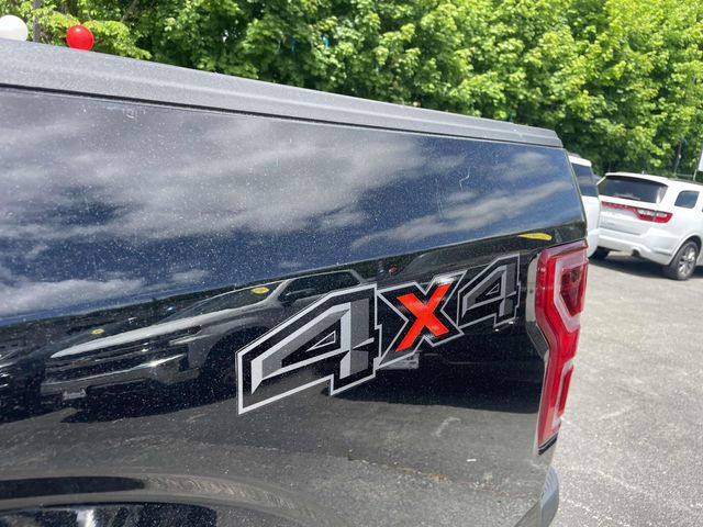 Vehicle image 17 of 36